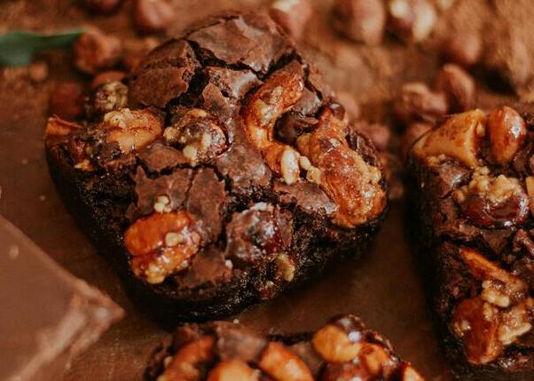 Nuts chocolate brownie